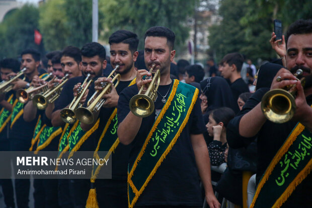 کاروان نمادین اسرای کربلا در قم
