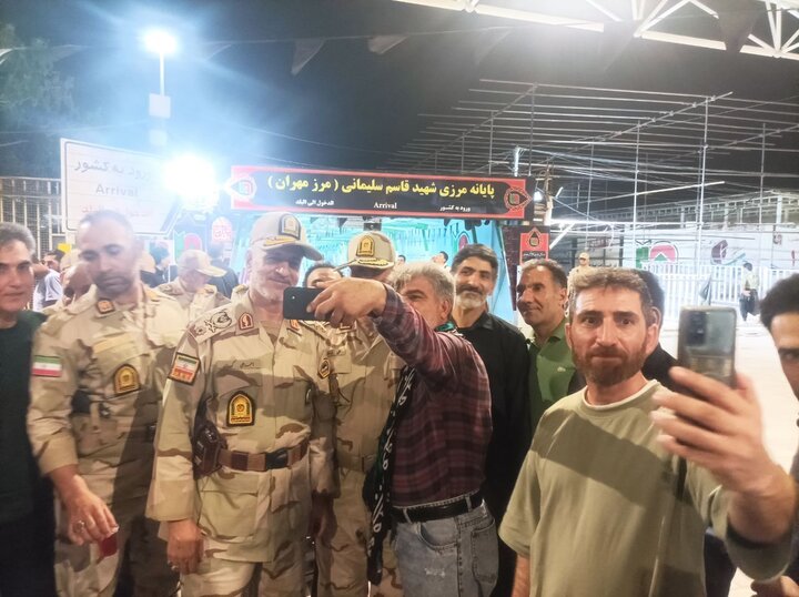 تلاش برای ارتقای امنیت و خدمات رسانی به زوار اربعین توسط مرزبانی تلاش برای ارتقای امنیت و خدمات رسانی به زوار اربعین توسط مرزبانی