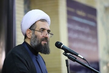 حجاب زهرایی و زینبی، نماد هویت و کرامت زن مسلمان است