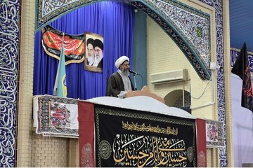 امام جمعه زابل: عزت ملی قابل معامله نیست