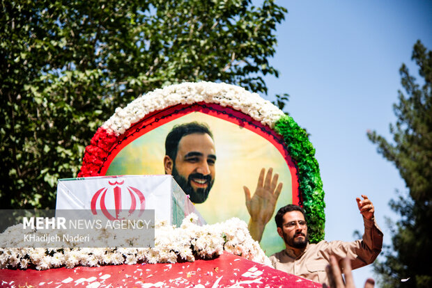 کربکند در سوگ قهرمان وطن نشست