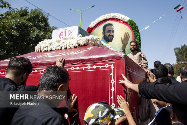 کربکند در سوگ قهرمان وطن نشست