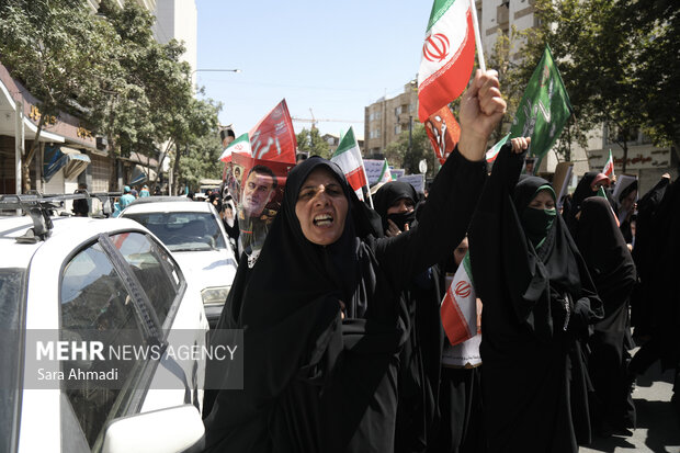 تشییع پیکر مطهر شهید اقتدار حسن حسینی نژاد در مشهد