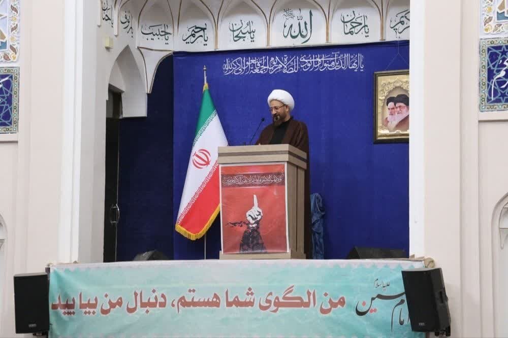 امت و ولایت عنصر پیروزی ایران است