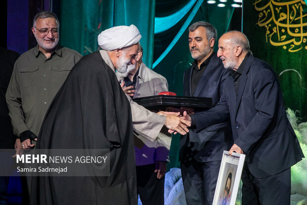 آیین افتتاحیه یادمان بچه‌های آسمان