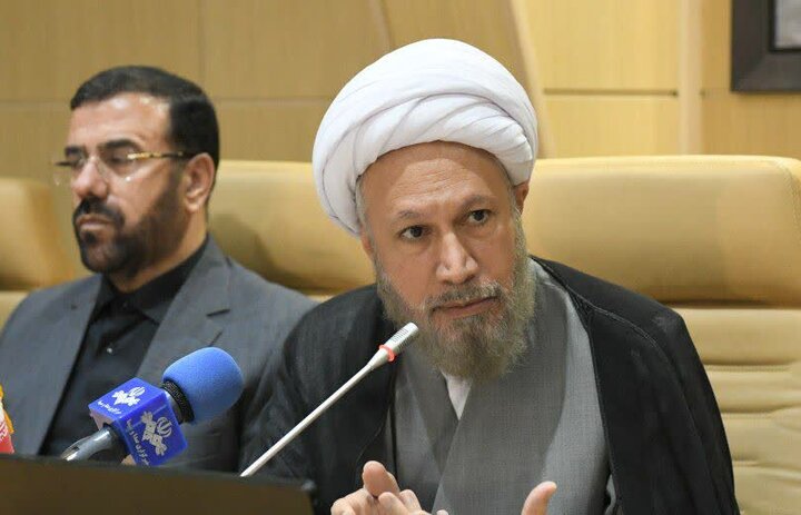 باید با فساد و فحشای علنی در شیراز مقابله جدی کرد