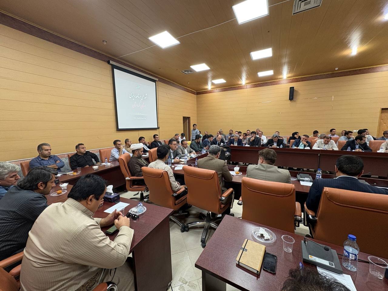 بررسی مشکلات بانه در جلسه شورای برنامهریزی کردستان