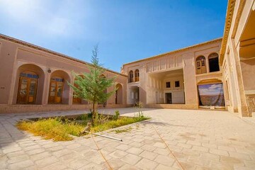  آغاز مرمت بناهای تاریخی شهرستان بردسیر 