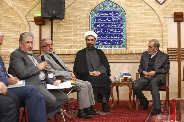 برگزاری نخستین نشست هیئت امنای دانشگاه آزاد پس از شهادت دکتر طهرانچی