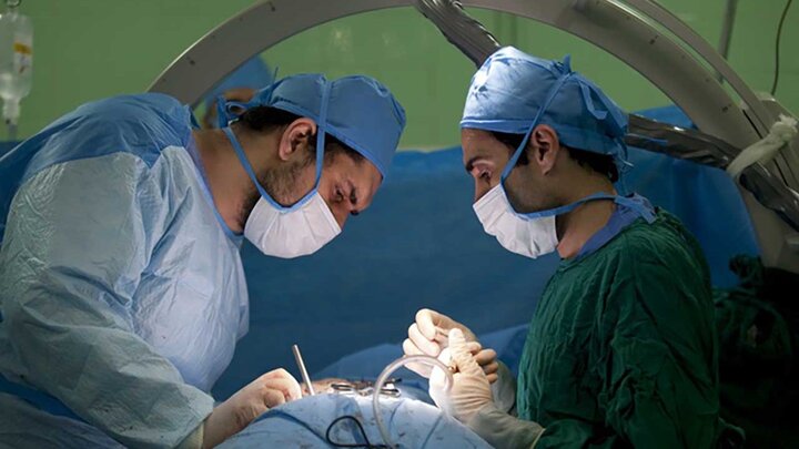 نجات جان زائر اربعین با جراحی سرپایی در مرز شلمچه نجات جان زائر اربعین با جراحی سرپایی در مرز شلمچه