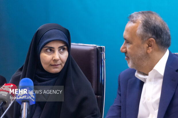 آیین سرمایه گذاری بخش خصوصی در ناوگان ریلی