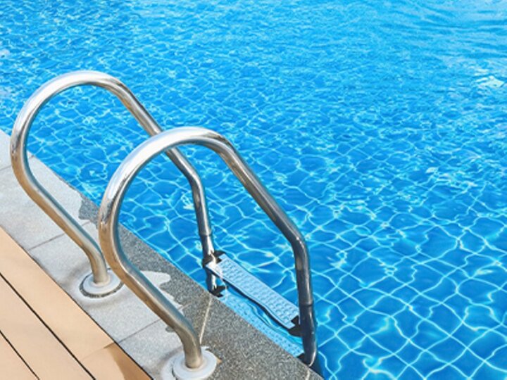 بازدید و نظارت مستمر بر استخرهای شهرستان جم بازدید و نظارت مستمر بر استخرهای شهرستان جم