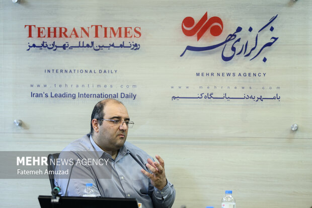 چگونگی جدی گرفتن دیپلماسی هنری؛ فاصله از موزه هنرهای معاصر فرصت است!