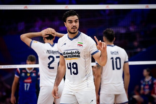 مرتضی شریفی: مردم را با والیبال آشتی دادیم/ پیاتزا یک روانشناس است