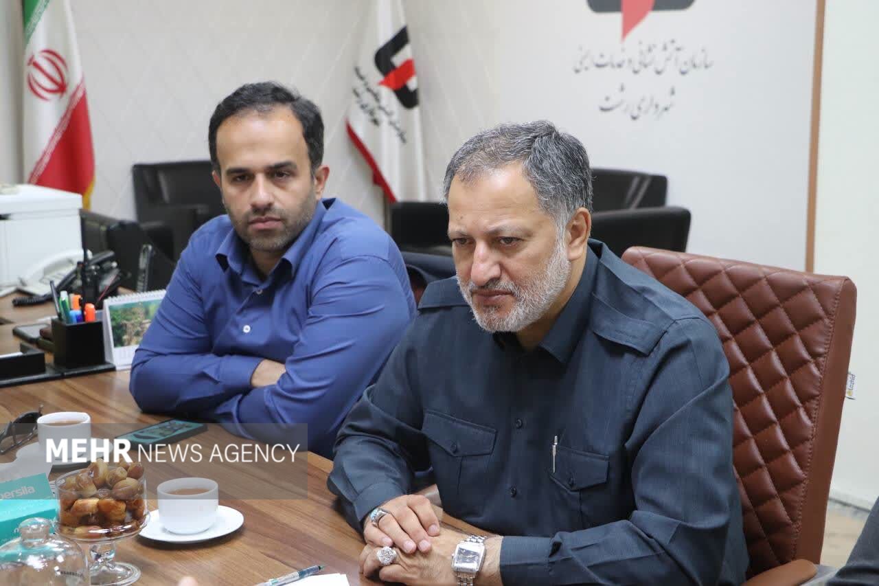 آتش‌نشانان نماد ایثار، شجاعت و خدمت رسانی در بحران‌ها هستند