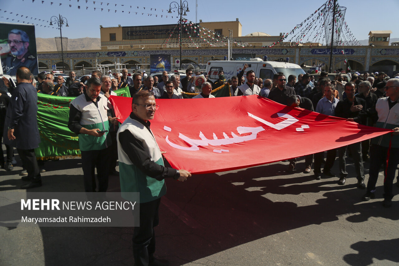 مراسم تشييع ودفن الشهيد اللواء غيب برور في شيراز
