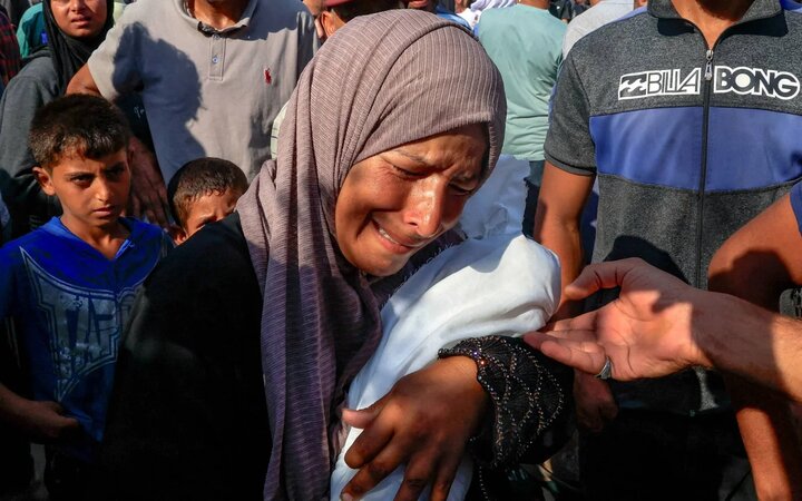 Gazze’de insanlık krizi derinleşiyor: Son 24 saatte 68 şehit ve artan açlık ölümleri Gazze’de insanlık krizi derinleşiyor: Son 24 saatte 68 şehit ve artan açlık ölümleri