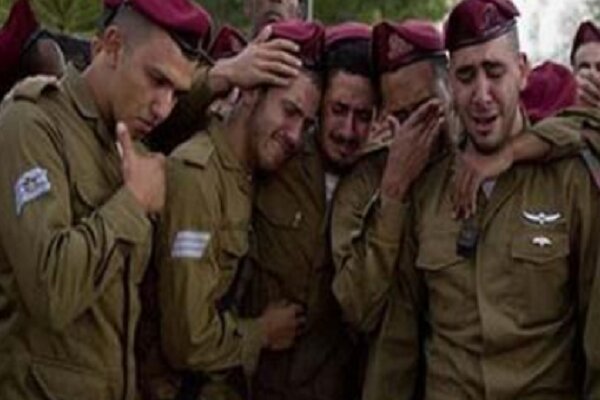 Siyonist askerleri taşıyan otobüs devrildi