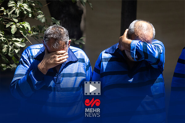 سرقت منازل با طعم فریب؛ اعتراف دو سارق با ترفند آشنایی با زنان سرقت منازل با طعم فریب؛ اعتراف دو سارق با ترفند آشنایی با زنان