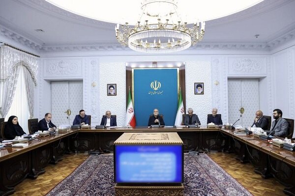 جلسه شورای عالی مناطق آزاد تجاری_صنعتی با حضور پزشکیان تشکیل شد