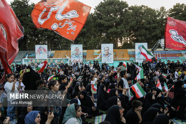 اجتماع بزرگ کودکان و نوجوانان مشهدی در روز شهادت امام سجاد(ع)