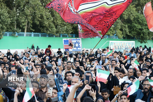 اجتماع بزرگ کودکان و نوجوانان مشهدی در روز شهادت امام سجاد(ع)
