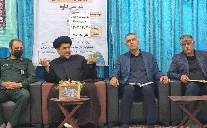 امام جمعه باید فراجناحی عمل کند