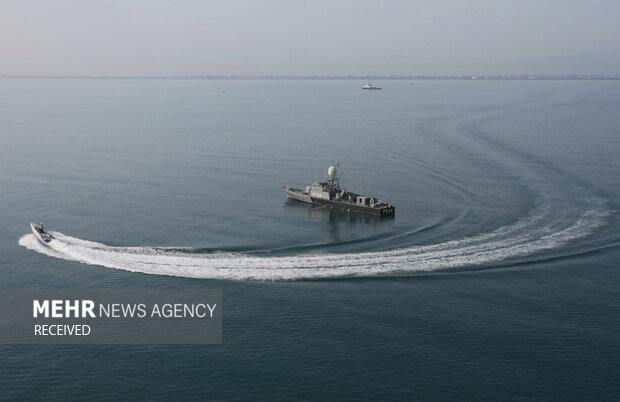 ورود شناور روسیه به آبهای ایران در بندرانزلی