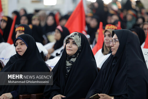 اجتماع عظیم زینبیون بوشهر با حضور سحر امامی