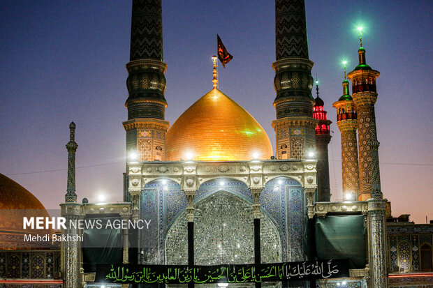 عزاداری شهادت امام زین العابدین(ع) در حرم بانوی کرامت
