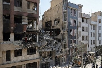 نقش دانشجویان ۱۲ دانشگاه در بازسازی منازل آسیب دیده در جنگ