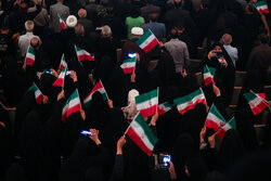 بالصور..مؤتمر "إيران إلى الأبد" لتکریم الشهداء الفنانیین