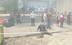 مصدومیت ۱۶ نفر در حادثه آتش سوزی مجتمع ونوس منطقه آزاد انزلی