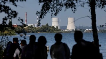 Russia monitors reported deployment of US nuclear arms in UK