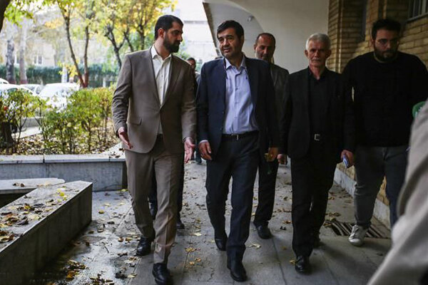 داوری:با مانولوپولوس ادامه میدهیم/منتظر شگفتی در بسکتبال دختران هستیم