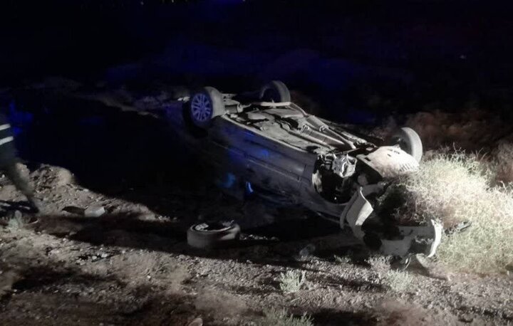 مصدومیت ۴ نفر در واژگونی خودرو در جاده سرچم