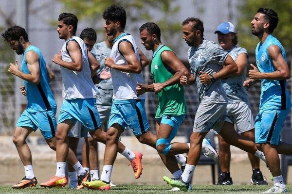 گروسی: استقلال یک تیم کامل نشده؛ بازیکن پرسپولیس گذشته را جبران کند 2