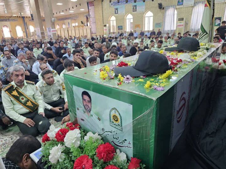 مراسم تشییع شهید نظم و امنیت در «دیر» برگزار شد