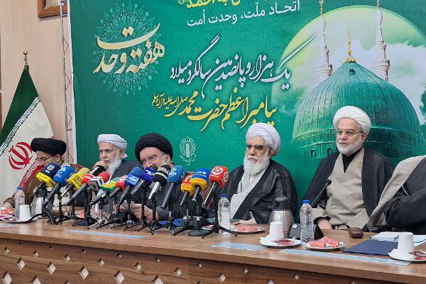 خاتمی: مردم ایران، بین وطن دوستی و دینداری مرزی قائل نیستند