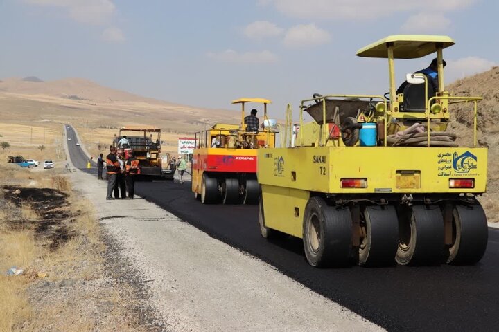 ارتقای ایمنی محورهای جنوب کرمان برای تردد زائرین اربعین حسینی ارتقای ایمنی محورهای جنوب کرمان برای تردد زائرین اربعین حسینی