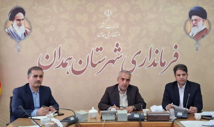 توسعه گلخانهها راهبرد اصلی کشاورزی شهرستان همدان است