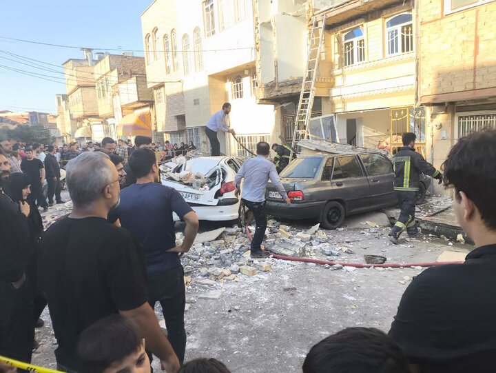 انفجار در یک واحد مسکونی در بلوار بعثت قم؛ ۵ نفر مصدوم شدند انفجار در یک واحد مسکونی در بلوار بعثت قم؛ ۵ نفر مصدوم شدند