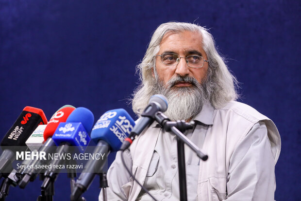 رونمایی از کتاب «الگوی مدیریت نیروهای داوطلب مردمی در جهاد سازندگی» 25
