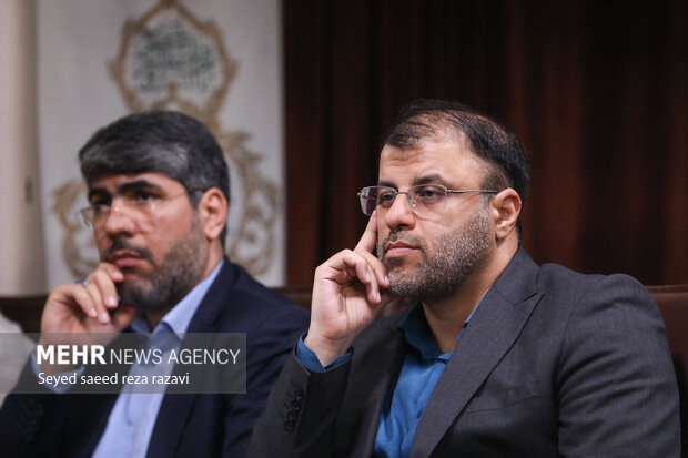 رونمایی از کتاب «الگوی مدیریت نیروهای داوطلب مردمی در جهاد سازندگی» 15