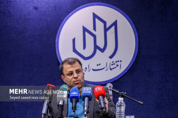 رونمایی از کتاب «الگوی مدیریت نیروهای داوطلب مردمی در جهاد سازندگی» 16