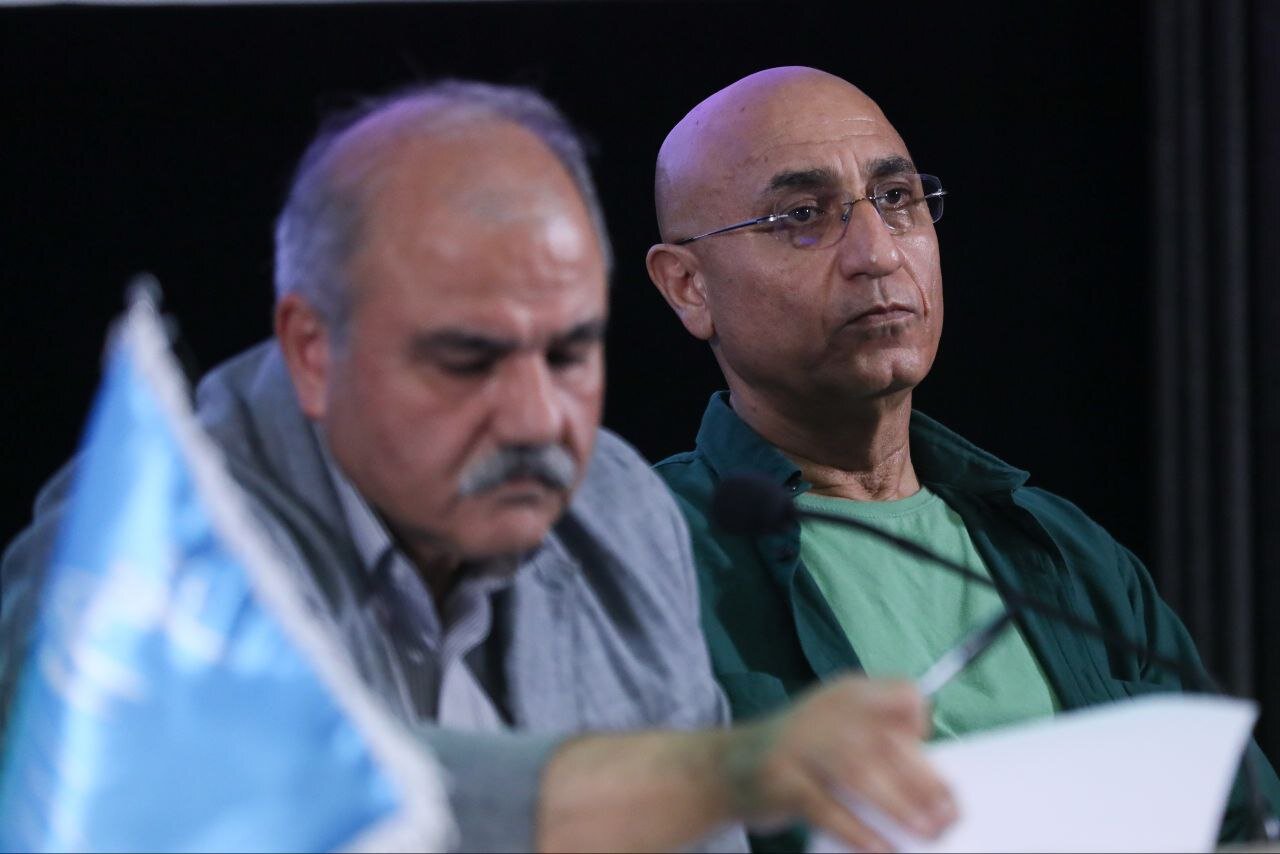 باید سینماگران را آزاد گذاشت تا در سینما فکر تولید کنند باید سینماگران را آزاد گذاشت تا در سینما فکر تولید کنند