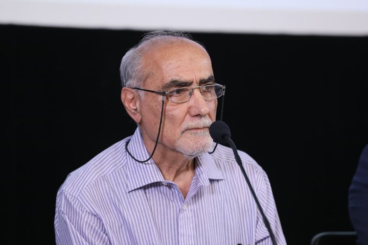 منوچهر محمدی: اینجا کربلاست و جز زیبایی نمیبینیم منوچهر محمدی: اینجا کربلاست و جز زیبایی نمیبینیم