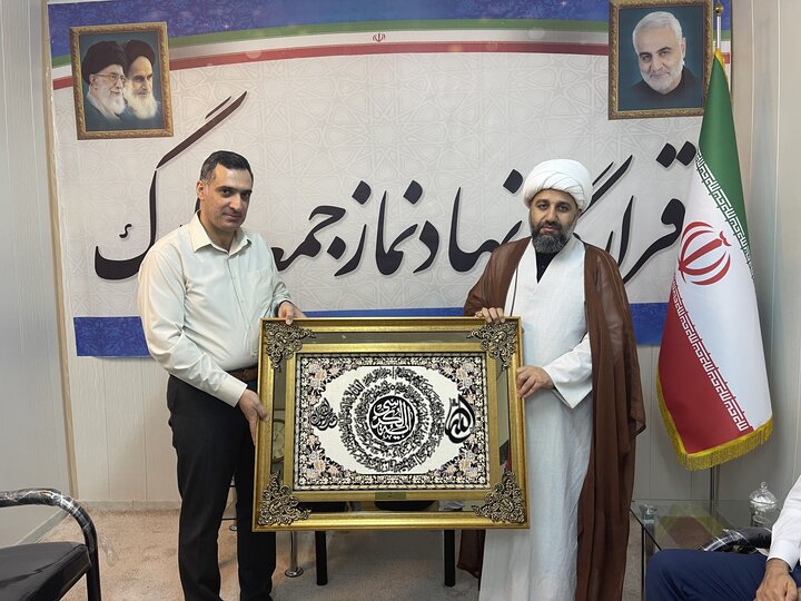 همکاری با نهاد نماز جمعه تقویتکننده همبستگی و نشاط اجتماعی است