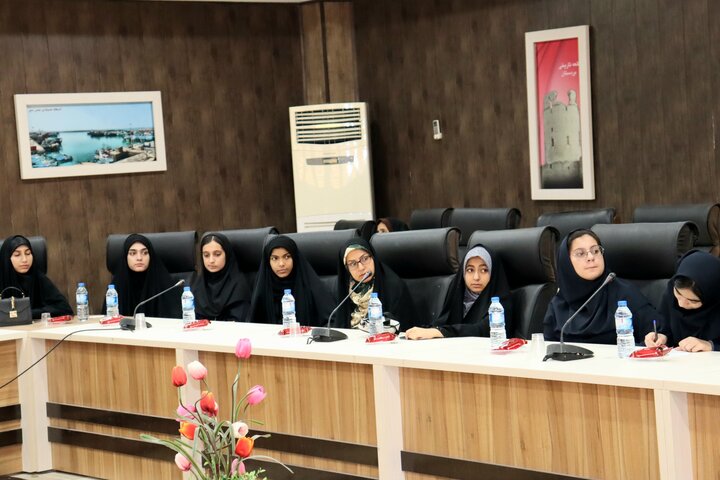 ائمه جمعه صدای مردم هستند