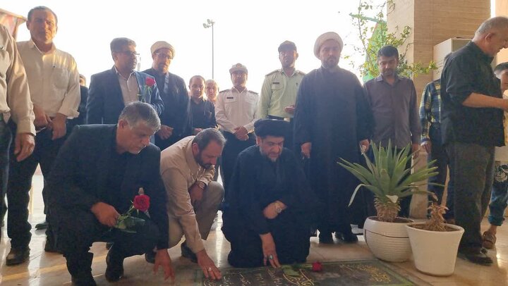 تجدید میثاق با شهدا به مناسبت ۵ مرداد در گناوه